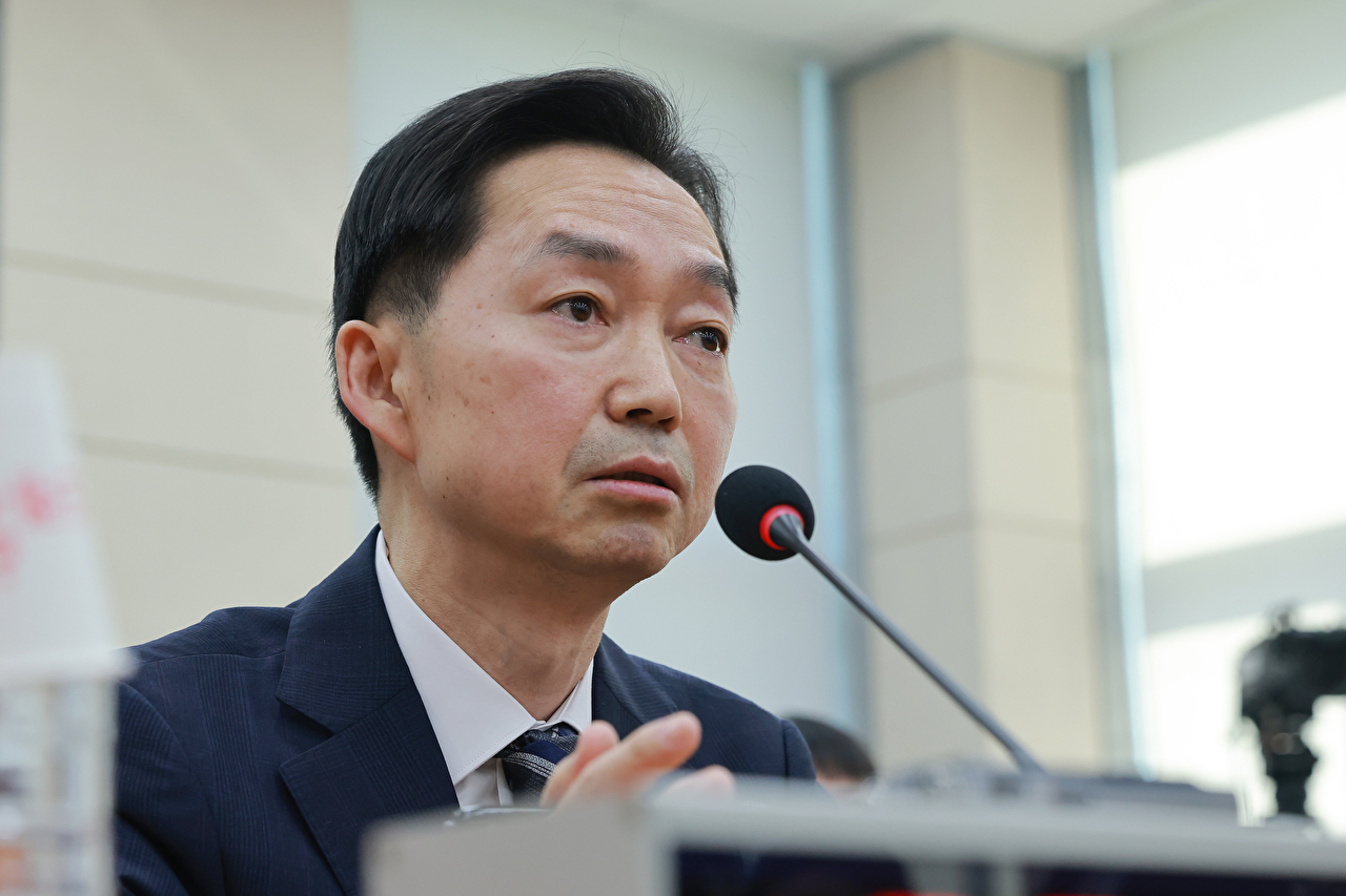김지용 초대 중대범죄수사청장 후보자가 14일 국회 행정안전위원회에서 열린 인사청문회에서 행안위원 질의에 답하고 있다. 2026.10.14 [사진=연합뉴스]