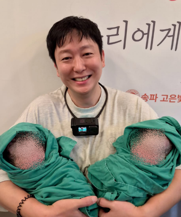 이동진 김지연 [사진=이동진 SNS]