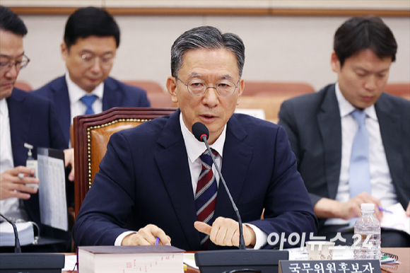 정성호 법무부 장관 후보자가 16일 서울 여의도 국회에서 열린 국회 법제사법위원회 정성호 법무부 장관 후보자 인사청문회에서 질의에 답변하고 있다. [사진=곽영래 기자]