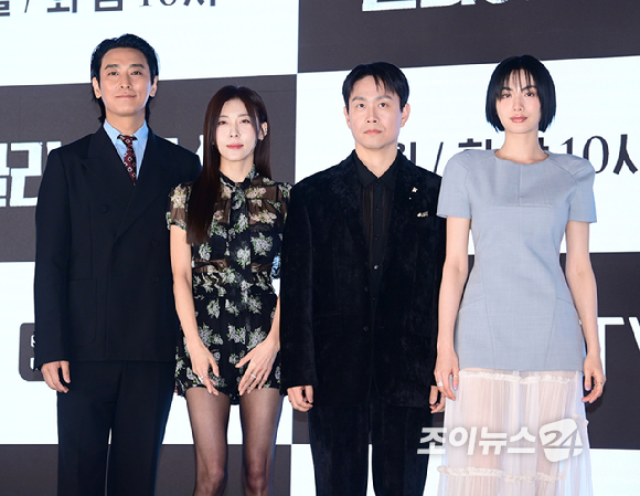 배우 주지훈-하지원-오정세-나나가 10일 오후 서울 구로구 더세인트에서 열린 ENA 월화드라마 '클라이맥스' 제작발표회에서 참석하고 있다. [사진=정소희 기자]