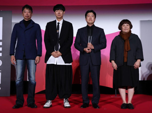 영화 후광이 도쿄국제영화제 '아시아의 미래' 부분에서 최우수 작품상을 수상하는 영예를 안았다. 사진은 영화 후광의 노영완 감독. [사진=2025 TIFF]