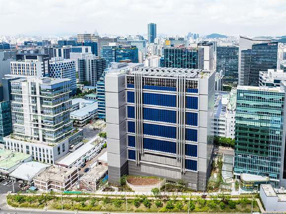 가산 AI 데이터센터 후면. [사진=DL건설]