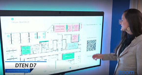 재택근무 중인 직원이 사무실에 출근한 직원의 체크인을 돕고 있다. [사진=줌]