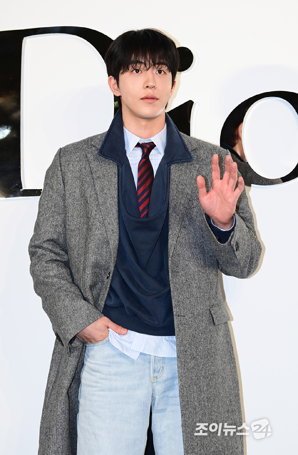 배우 남주혁이 7일 오후 서울 성동구 성수동에서 열린 디올 포토콜 행사에 참석하고 있다. [사진=정소희 기자]