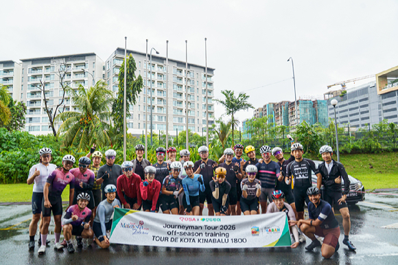 코타키나발루 라이딩 투어 단체 기념 사진. [사진=모두투어]
