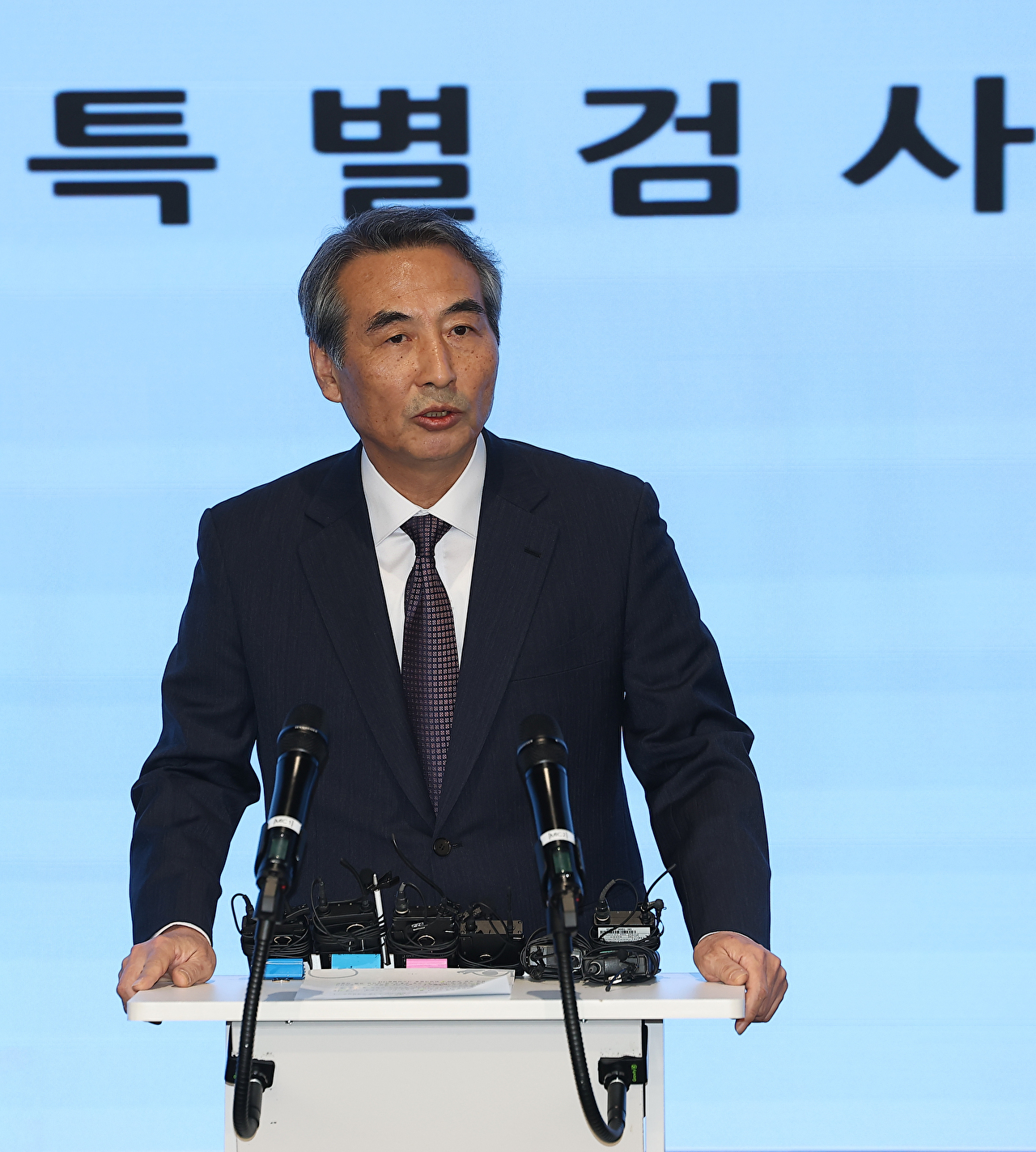 민중기 특별검사가 29일 서울 종로구 KT광화문빌딩 웨스트빌딩 브리핑실에서 열린 최종 브리핑에서 발언하고 있다. 2025.12.29 [사진=연합뉴스]