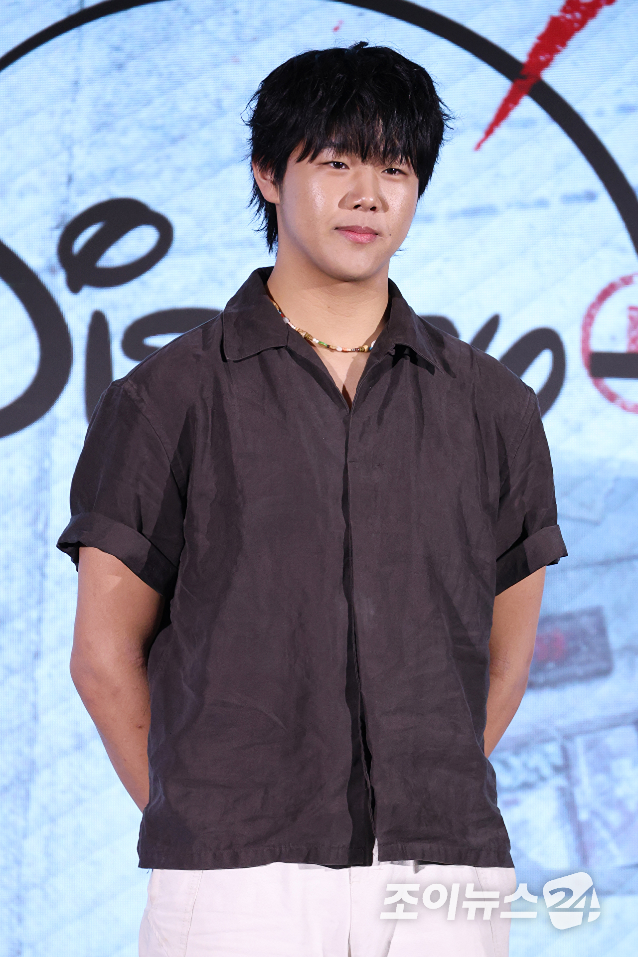 배우 이종혁의 아들 이준수가 28일 오전 서울 구로구 신도림동 더세인트에서 진행된 디즈니+ 오리지널 예능 '술래게임' 제작발표회에 참석해 포즈를 취하고 있다. [사진=문수지 기자]