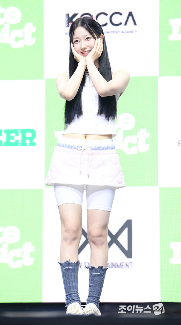 그룹 유스피어 다온이 17일 오후 서울 영등포구 명화라이브홀에서 열린 USPEER (유스피어) 첫 번째 미니앨범 'BITE DISTRICT'(바이트 디스트릭트) 미디어 쇼케이스에 참석하고 있다. [사진=정소희 기자]