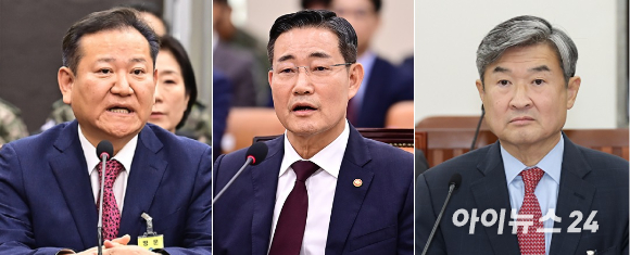 윤석열 대통령이 6일 서울 종로구 헌법재판소 대심판정에서 열린 탄핵 심판 6차 변론에 출석하고 있다. [사진=사진공동취재단]