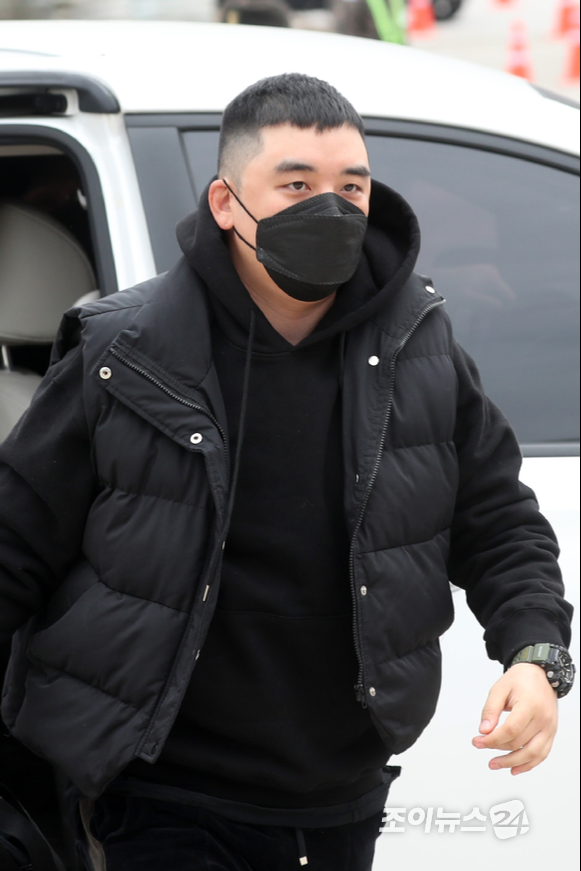 '스트리트 우먼 파이터'에 출연 중인 댄서 로잘린이 레슨비 및 협찬품 먹튀 의혹에 입을 열었다. [사진=로잘린 인스타그램]