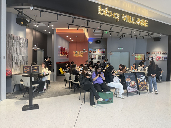 BBQ 빌리지 완샹후이점. [사진=제너시스 BBQ그룹 제공]