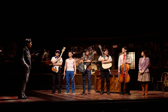 뮤지컬 '원스' [사진=신시컴퍼니 ]