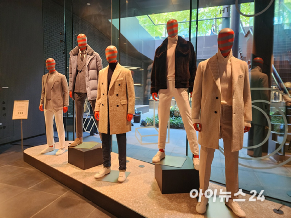 이무영 삼성물산 패션부문 남성복사업부장(상무)이 발표하고 있다. [사진=구서윤 기자]