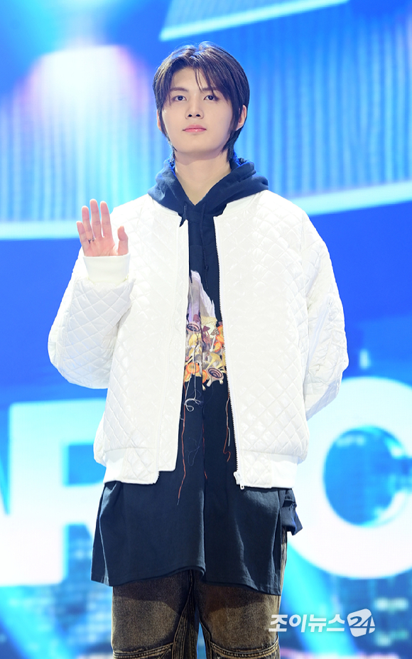 그룹 아크 도하가 18일 오후 서울 마포구 SBS프리즘타워 공개홀에서 열린 아크(ARrC) 미니 2집 'nu kidz: out the box(뉴 키즈: 아웃 더 박스)'발매 기념 미디어 쇼케이스에 참석하고 있다. [사진=정소희 기자]