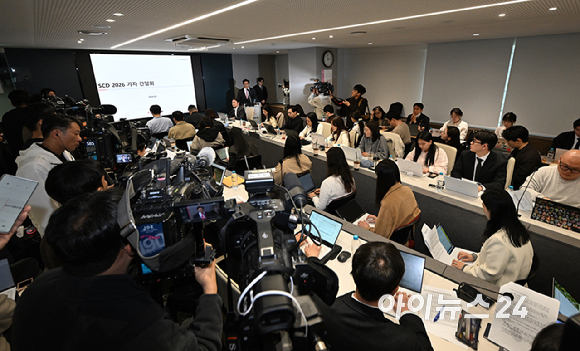 전인석 삼천당제약 대표가 6일 오후 서울 서초구 삼천당제약 본사에서 열린 기자간담회에서 발언하고 있다. [사진=곽영래 기자]