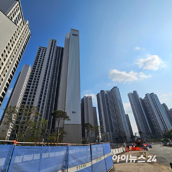 경기 광명시 철산동 아파트 전경. 2025.10.29 [사진=이효정 기자]