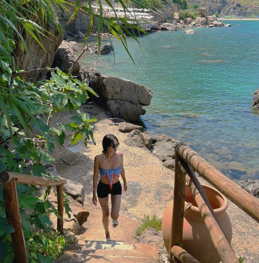 한예슬, 과감 비키니 자태...몸매가 열일