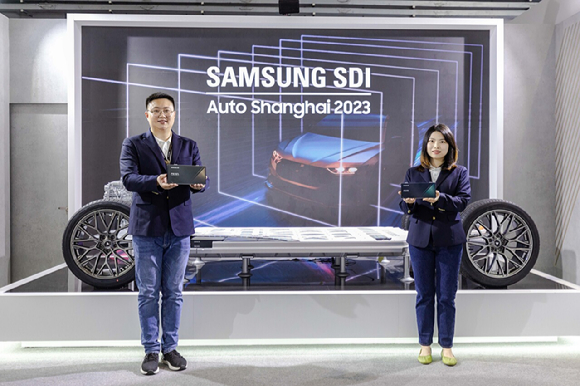 삼성SDI가 '오토 상하이 2023'에 참가해 PRiMX 배터리를 소개하고 있다. [사진=삼성SDI]