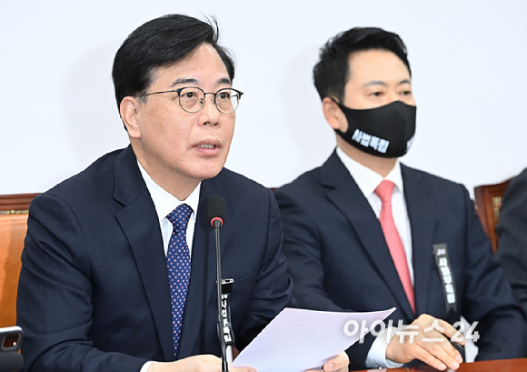 송언석 국민의힘 원내대표가 5일 서울 여의도 국회에서 열린 최고위원회의에서 발언하고 있다. [사진=곽영래 기자]