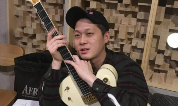 밴드 버스커버스커의 원년 멤버 출신이자 밴드 얼지니티의 멤버 박경구가 세상을 떠났다. 향년 38세. [사진=박경구 SNS]