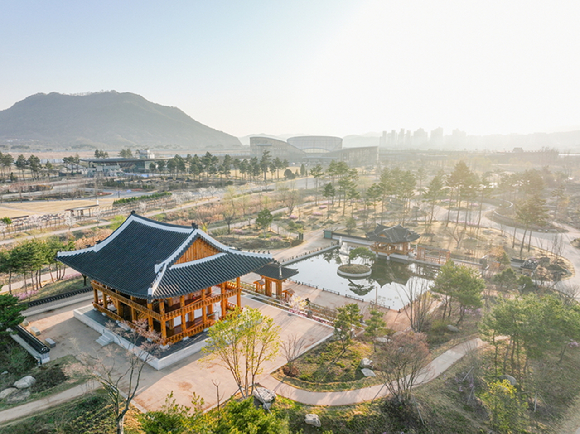 국립세종수목원 한국전통정원 [사진=산림청 ]