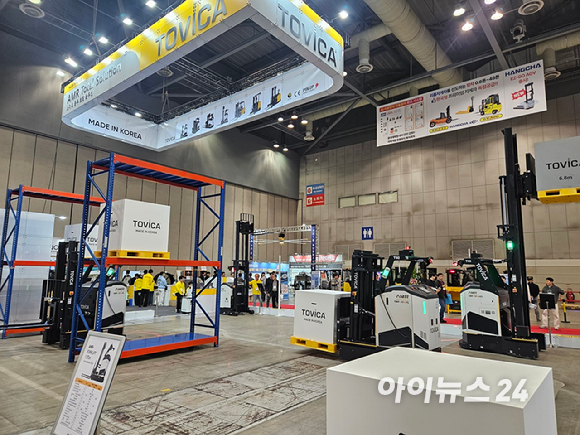 3일 경기 고양시 킨텍스에서 열린 제16회 국제물류산업대전 전시 부스의 모습이다. [사진=설재윤 기자]