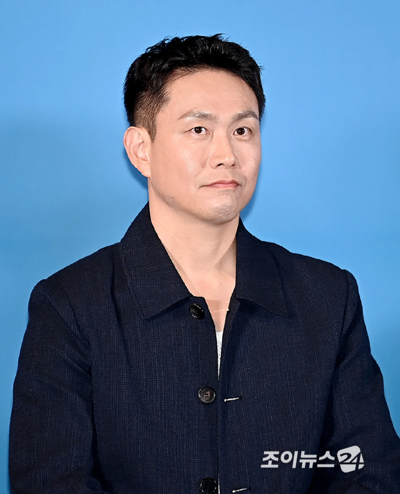배우 오정세가 26일 오후 서울 용산구 CGV용산아이파크몰에서 영화 ‘하이파이브’ 언론시사회에 참석하고 있다. [사진=곽영래 기자]