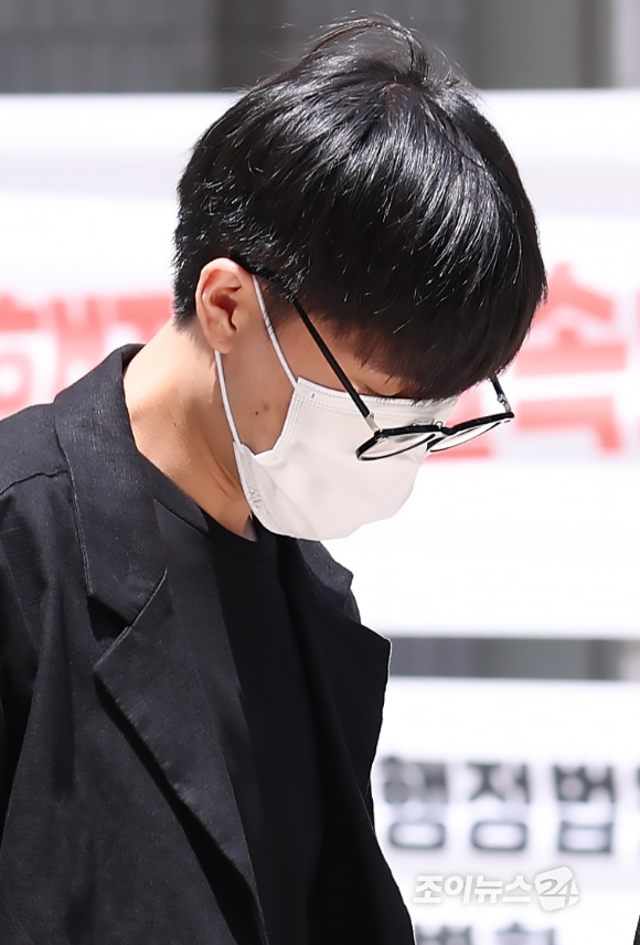 배우 김수현과 개그맨 이진호. [사진=조이뉴스24 포토DB]