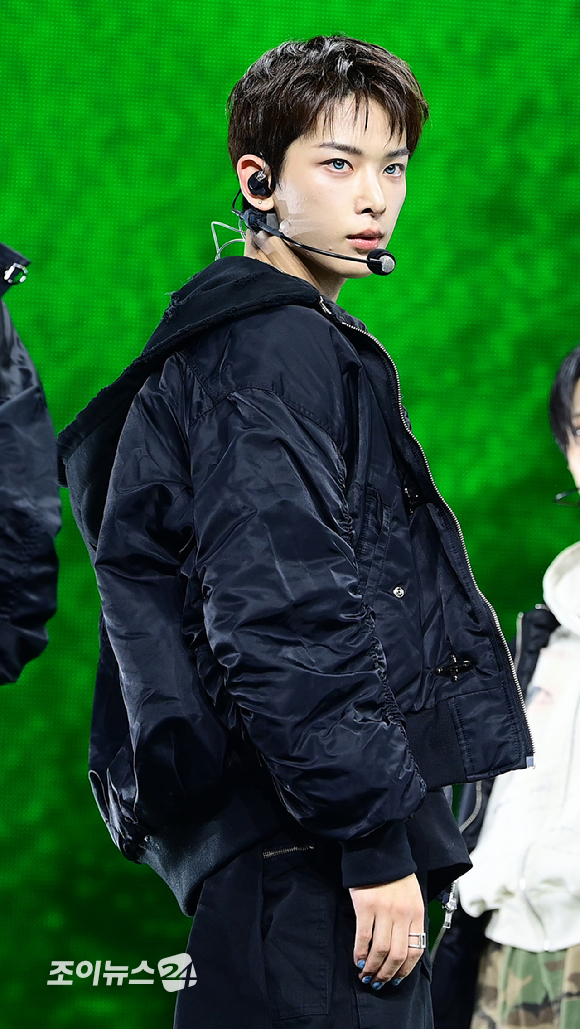 [포토] 앤팀 하루아, 미소년 카리스마