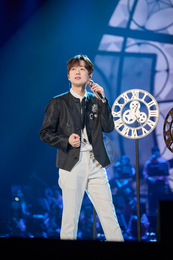 '이찬원 콘서트 찬가: 디어 마이 찬스' [사진=CGV ICECON]