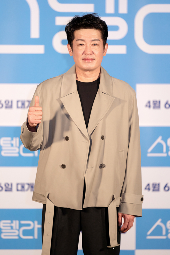 배우 허성태가 29일 서울 용산구 CGV용산아이파크몰점에서 진행된 영화 '스텔라' 언론시사회에 참석해 포즈를 취하고 있다. [사진=CJ ENM]