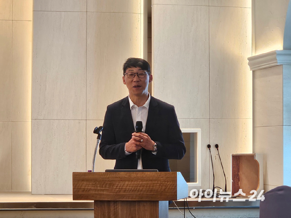 전진 브릴스 대표가 13일 서울 여의도에서 열린 IPO 기자간담회에서 발표하고 있다. [사진=설재윤 기자]