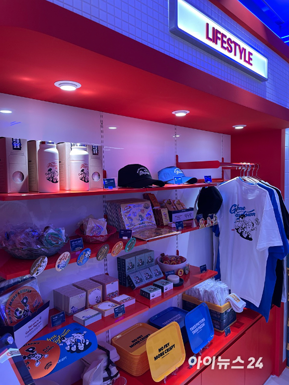 굽네의 치킨 플래그십 스토어 '굽네 플레이타운'이 오는15일 홍대 거리에 문을 열고 Z세대 겨냥에 나선다. [사진=원성윤 기자]