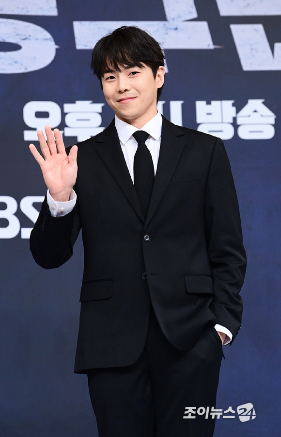 배우 박은석이 26일 오전 서울 양천구 목동 SBS사옥에서 열린 SBS 새 예능프로그램 '열혈농구단' 제작발표회에 참석하고 있다. [사진=정소희 기자]