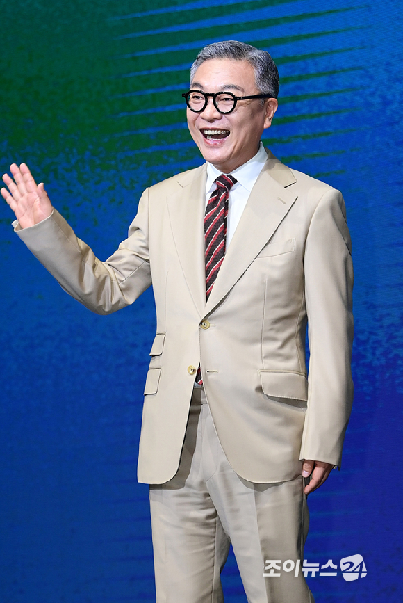  촌뜨기들' 제작발표회에 참석하고 있다. [사진=정소희 기자]