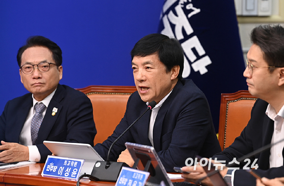 이성윤 더불어민주당 최고위원이 31일 서울 여의도 국회에서 열린 최고위원회의에서 발언하고 있다. [사진=곽영래 기자]