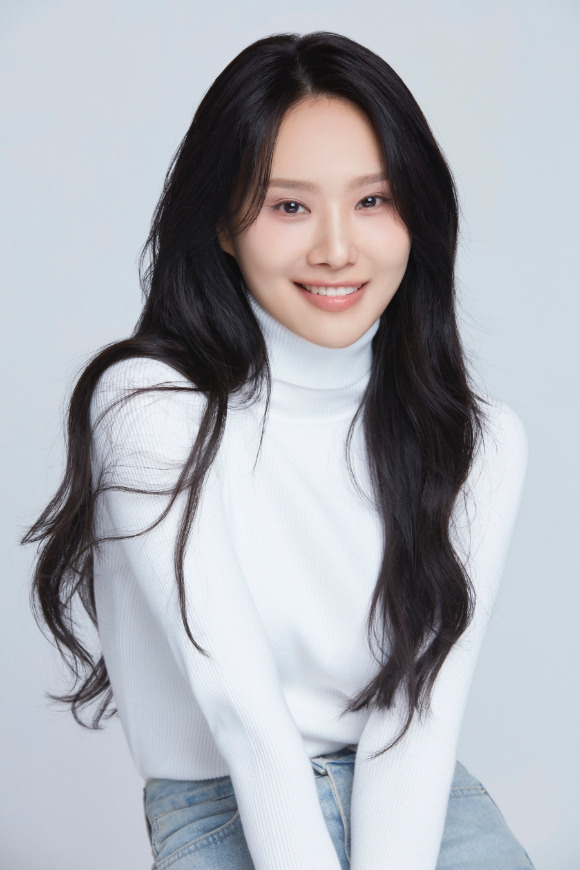 강희도, 소지섭 소속사와 전속계약⋯'김부장'으로 배우 데뷔