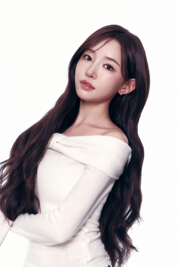 SBS '우리들의 발라드'에 출연한 윤이 프로필. [사진=SMArt]