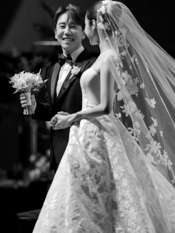 남창희, 결혼식 현장 공개...♥윤영경 보며 좋아죽네