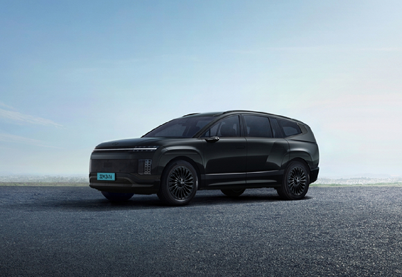 '2027 아이오닉 9' 캘리그래피 트림 블랙잉크 패키지. [사진=현대자동차]