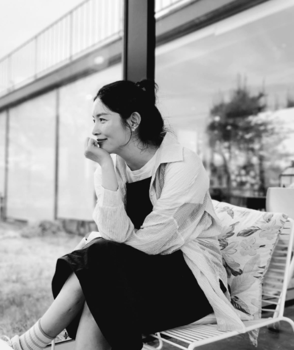 코미디언 이경규가 25일 온라인으로 진행된 KBS 2TV 새 예능 '요즘것들이 수상해' 제작발표회에 참석해 포즈를 취하고 있다. [사진=KBS]