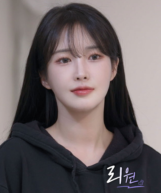 국내 최초 여성 동성애자 예능 '너의 연애'에 출연해 화제가 된 출연자 김리원 씨가 과거 '벗방 BJ(인터넷방송인)'로 활동했다는 논란과 관련해 사과했다. 사진은 본인. [사진=웨이브]