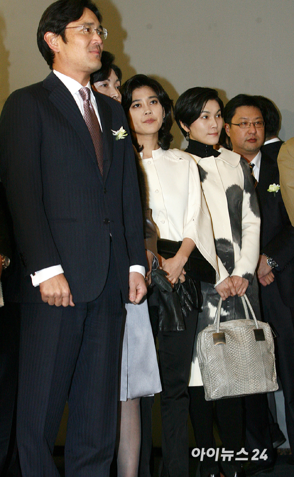 삼성그룹 창립자 고(故) 이병철 회장 탄생 100주년 기념행사에 참석한 이재용 삼성전자회장, 홍라희 전 리움미술관장, 이부진 호텔신라 사장, 이서현 삼성복지재단 이사장 [사진=아이뉴스24 DB]