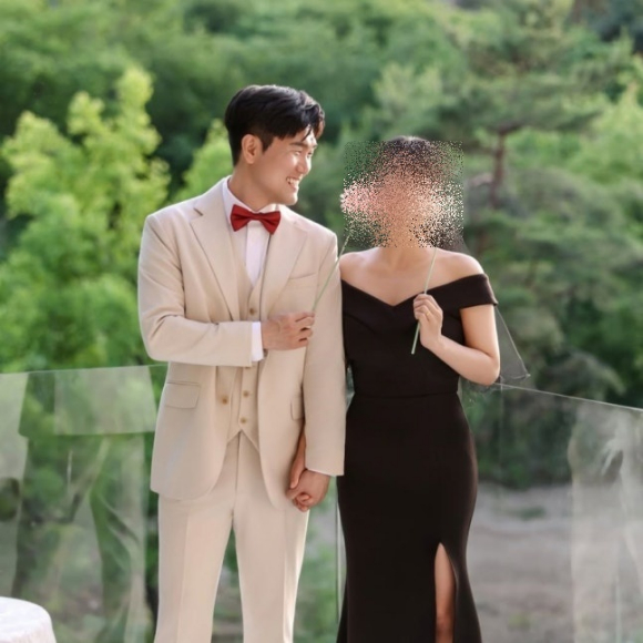 '나는 솔로' 9기 영철이 결혼을 발표했다 [사진=영철 SNS]