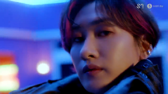 슈퍼주니어의 열한 번째 정규 앨범 Vol.1 'The Road : Keep on Going' 타이틀곡 'Mango' 뮤직비디오 두 번째 티저 영상이 공개돼 관심을 모으고 있다. [사진=슈퍼주니어 'Mango' MV 2차 티저 영상 캡쳐]