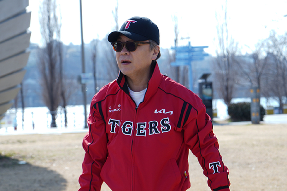 '기아 40년 팬' 김의성, 4월5일 시구 "부상 없는 한해 되길"