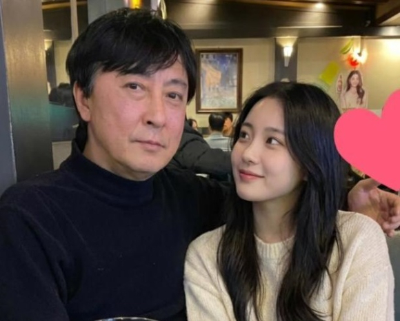 노진원이 게재한 AI 사진 [사진=노진원 SNS]