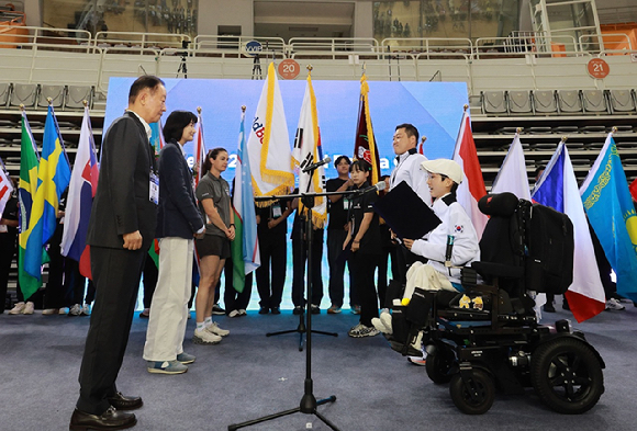  지난해 9월 열린 '2025 서울 월드보치아컵' 개막식에서 선수단 대표가 선서를 하고 있다. [사진=오텍그룹]