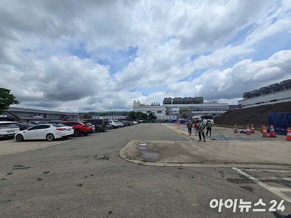 LG유플러스 파주 AI데이터센터(AIDC) 1동 모습. 내년 6월 준공 예정으로 현재 모든 계약을 마친 상태다. [사진=안세준 기자]