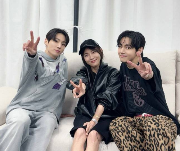 하지원, 방탄소년단 뷔·정국과 인증샷 남기며 신났네 "멋지고 아름다웠어"
